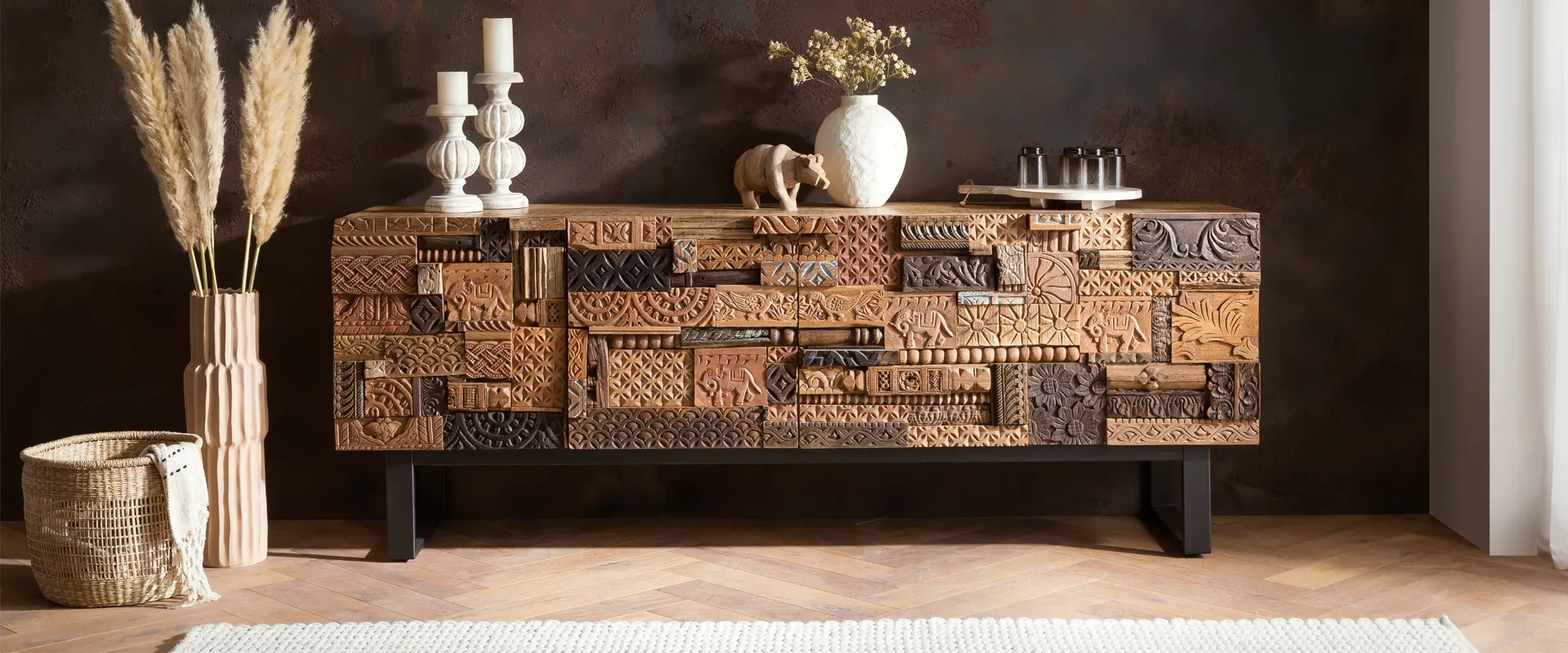 Glossar-Header: grüner, naturinspirierter Hintergrund mit sanften Verläufen und dezenter Typografie für Webseite.