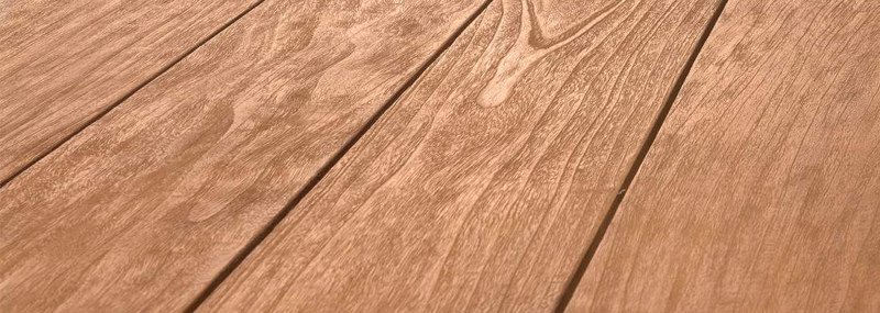 Nahaufnahme lasiertes Holz mit sichtbarer Maserung und sanften Farbtönen – Oberflächenmuster für Möbel, Böden und Innenraumgestaltung